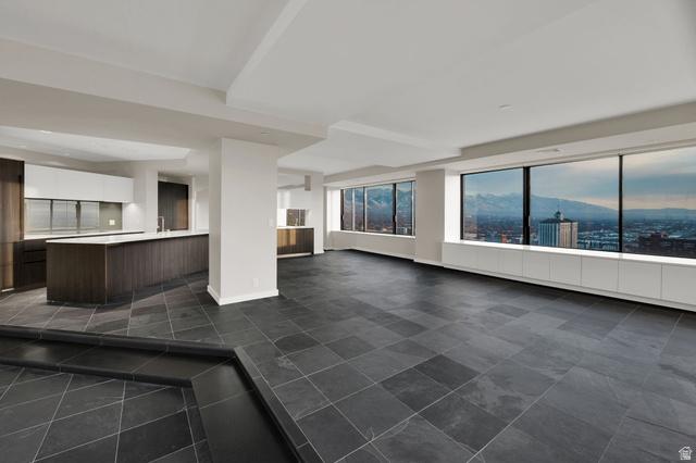 Salt Lake City, Utah, 84101, United States, 3 Bedrooms Bedrooms, ,4 BathroomsBathrooms,Residential,For Sale,2005313