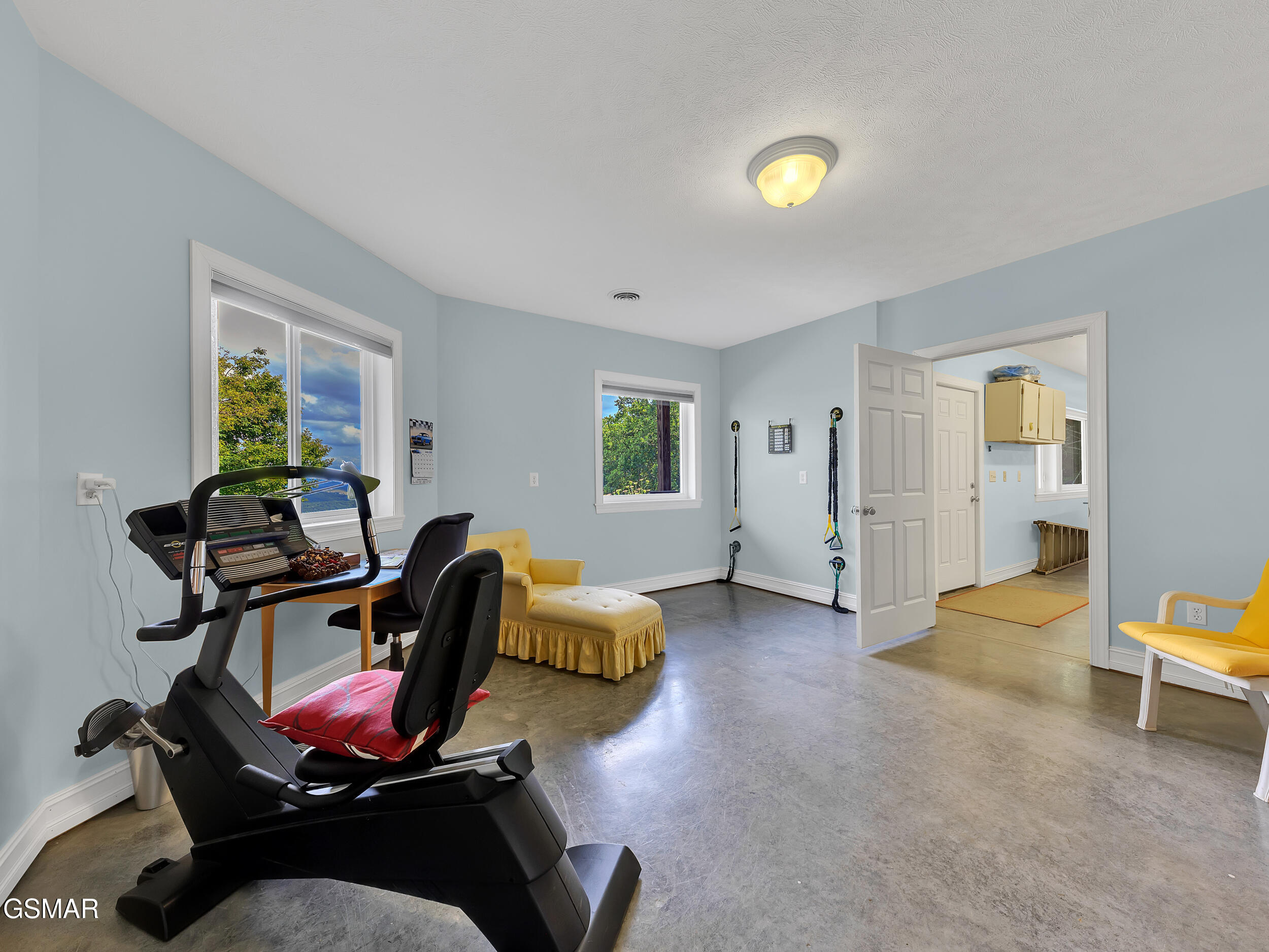 Mooresburg, Tennessee, 37811, United States, 2 Bedrooms Bedrooms, ,4 BathroomsBathrooms,Residential,For Sale,1861149