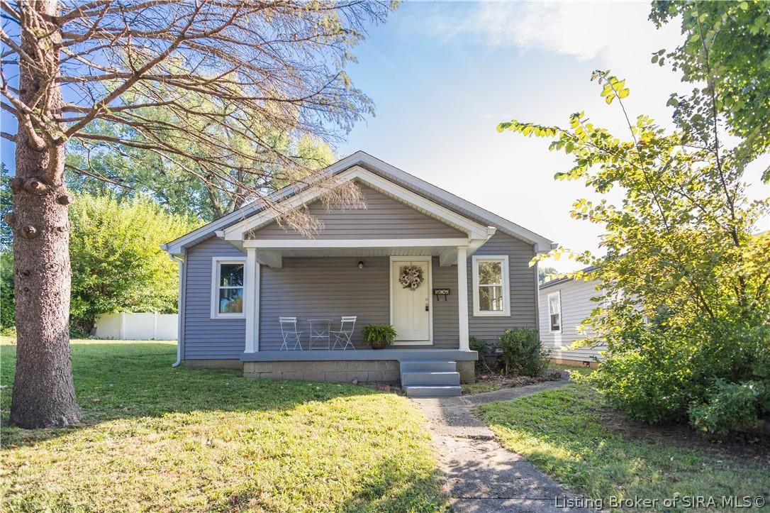 Cost Ave, New Albany, IN 47150