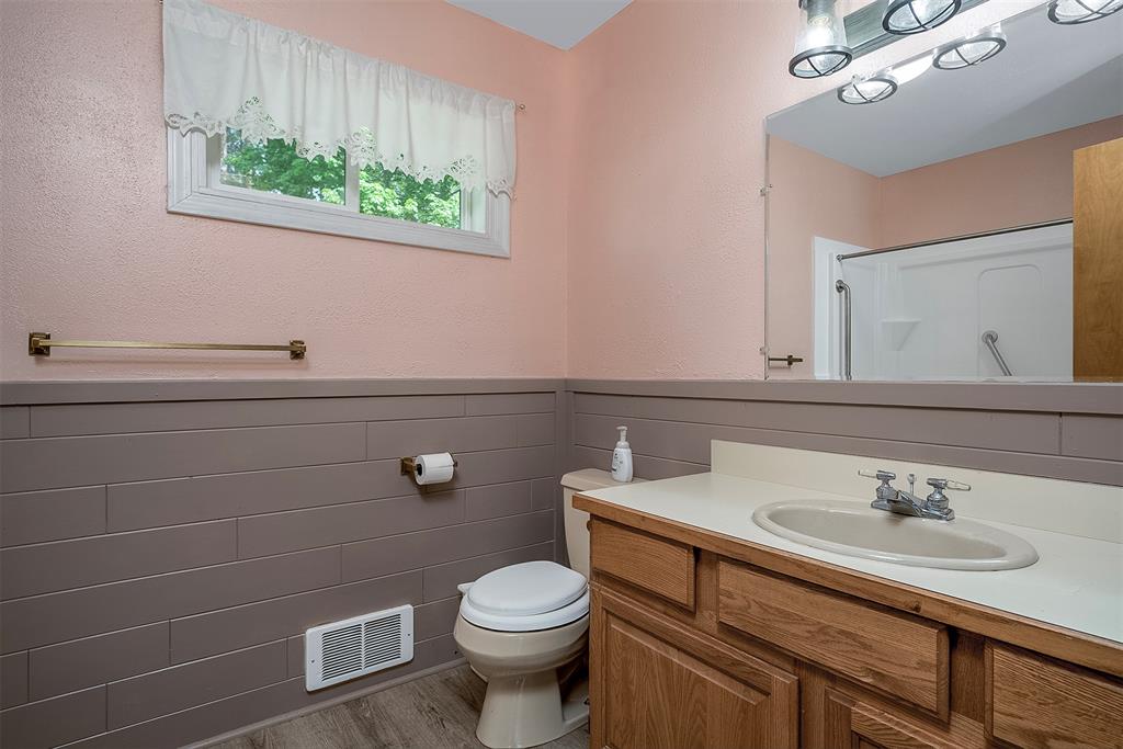 Polson, Montana, 59860, United States, 3 Bedrooms Bedrooms, ,1 BathroomBathrooms,Residential,For Sale,1846037