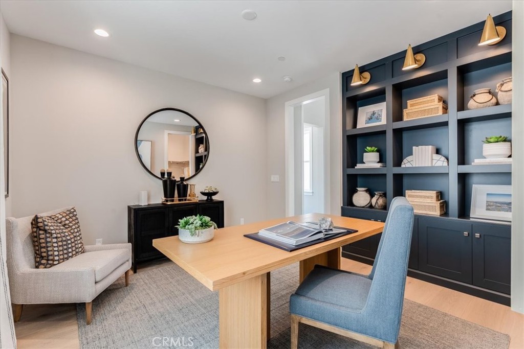 San Luis Obispo, California, 93401, United States, 5 Bedrooms Bedrooms, ,6 BathroomsBathrooms,Residential,For Sale,2001522