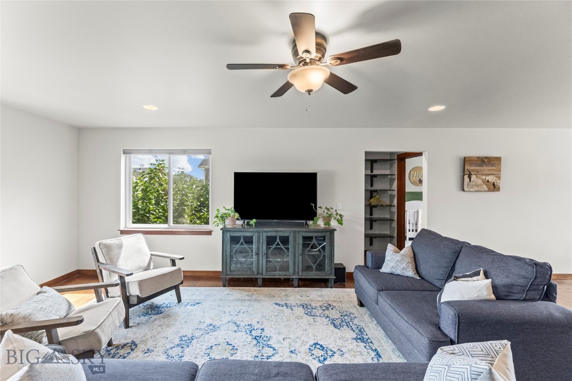 Bozeman, Montana, 59718, United States, 4 Bedrooms Bedrooms, ,3 BathroomsBathrooms,Residential,For Sale,1901905