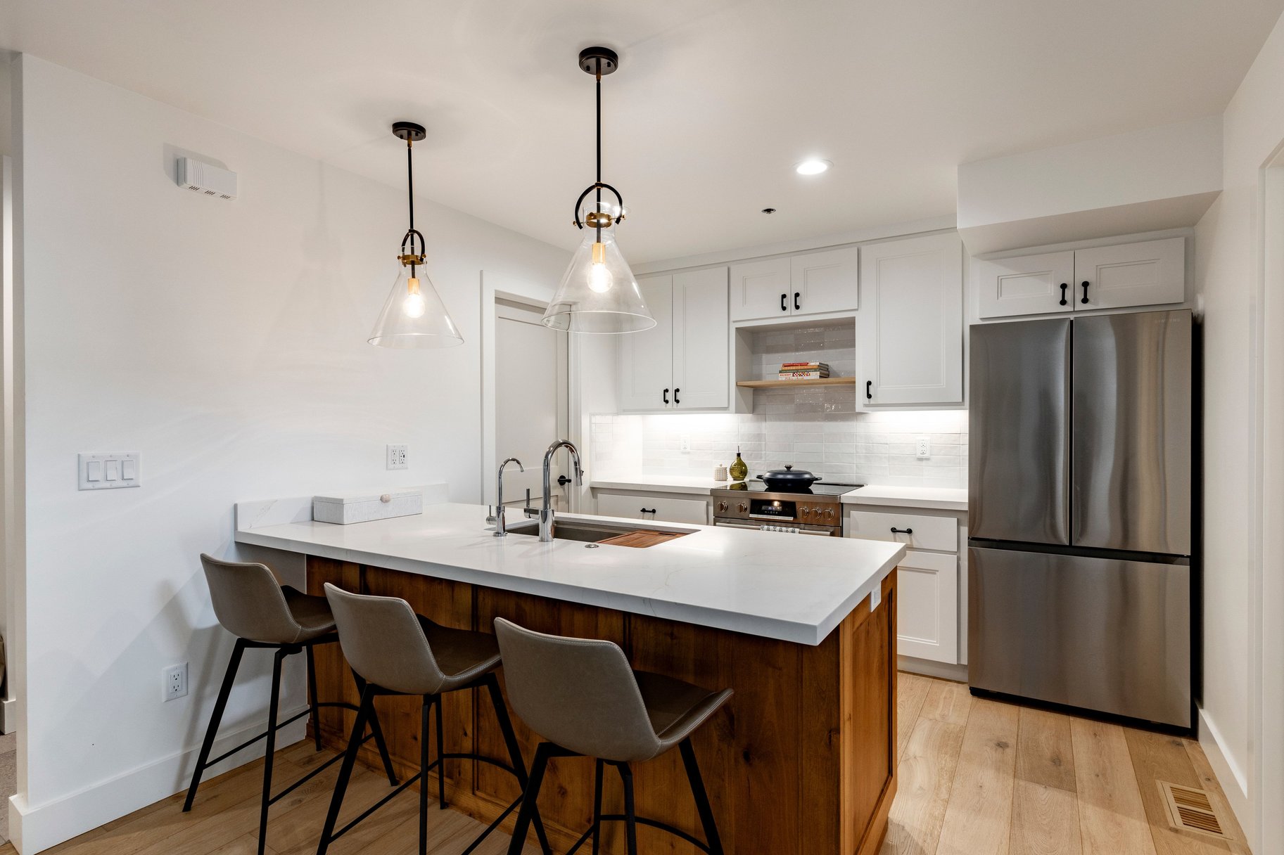  Park City 3 Bedroom Fenchurch Townhome  Complete and Perfect Renovation - 物件實景