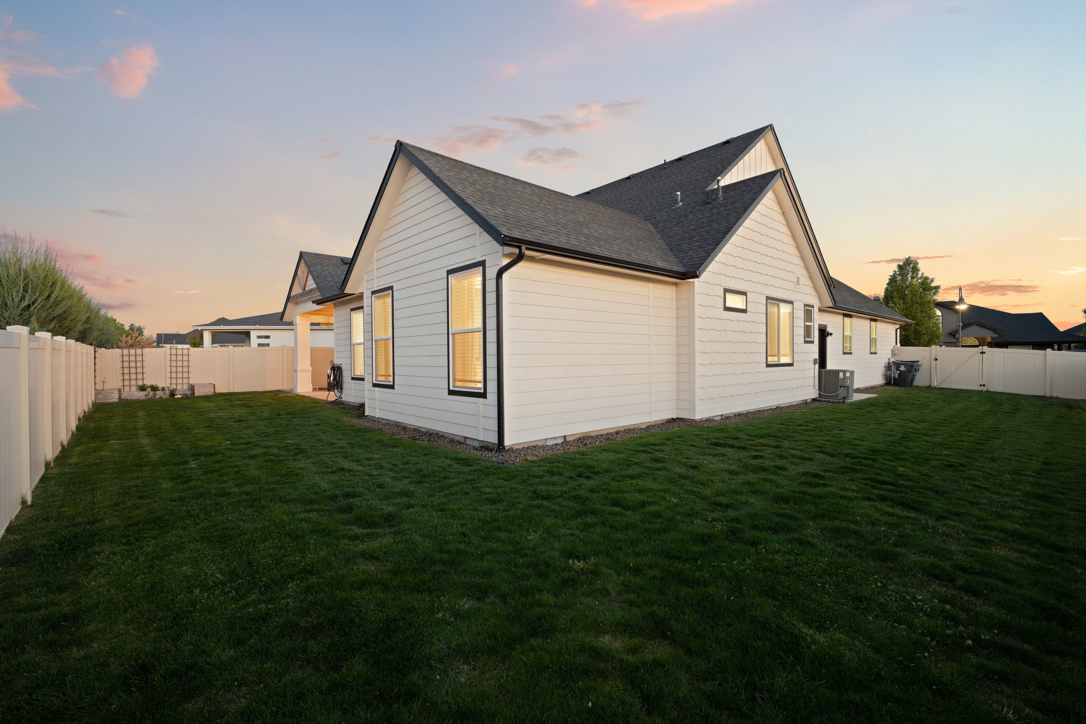  Comfortable Living with Flexible Space & Inviting Design - 物件實景