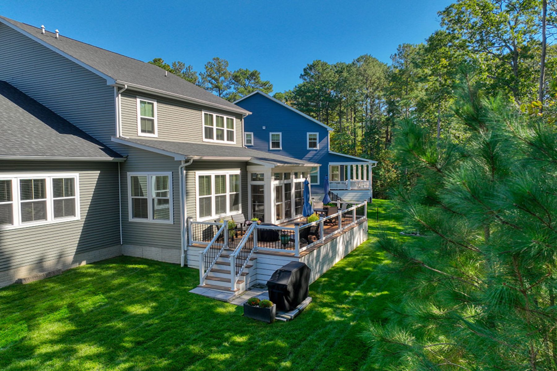  18374 Southampton Drive - 物件實景