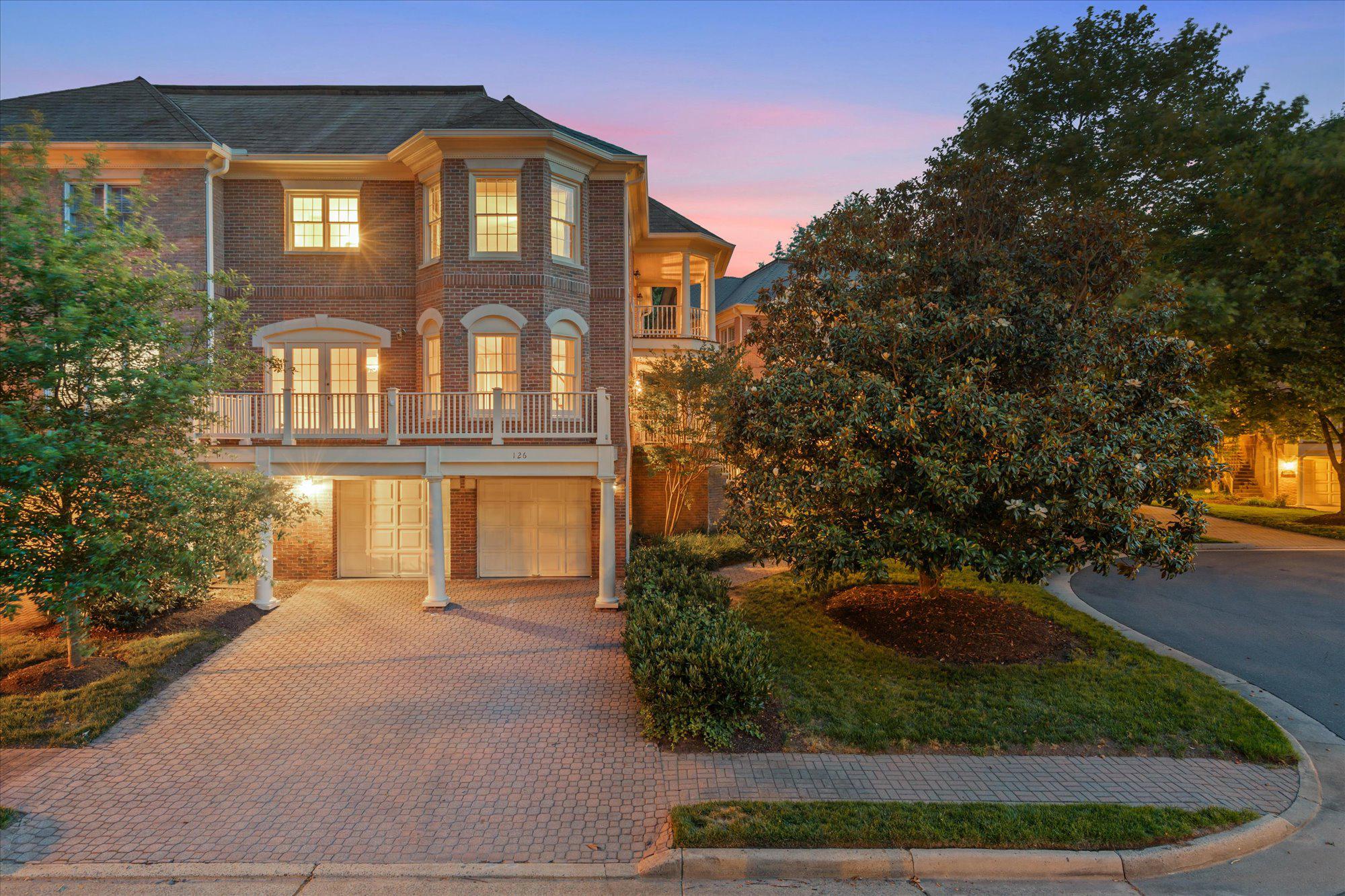  126 Gresham Place, Falls Church, VA, 22046 - 物件實景