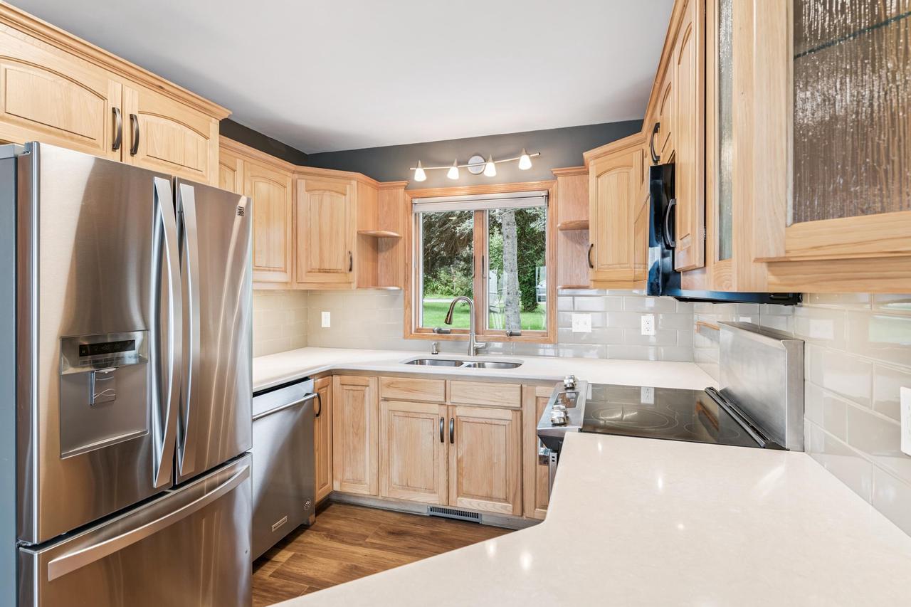 Washburn, Wisconsin, 54891, United States, 3 Bedrooms Bedrooms, ,1 BathroomBathrooms,Residential,For Sale,1960790