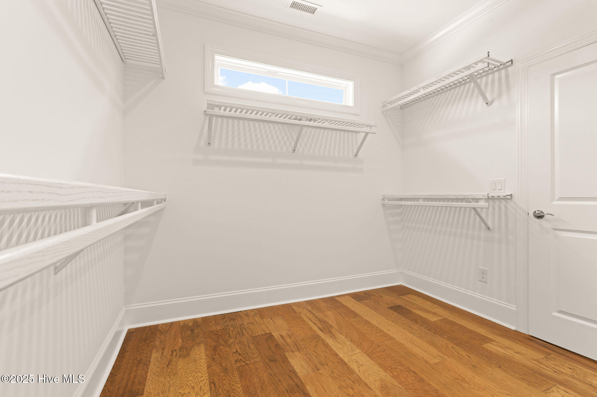 Leland, North Carolina, 28451, United States, 3 Bedrooms Bedrooms, ,4 BathroomsBathrooms,Residential,For Sale,1805134