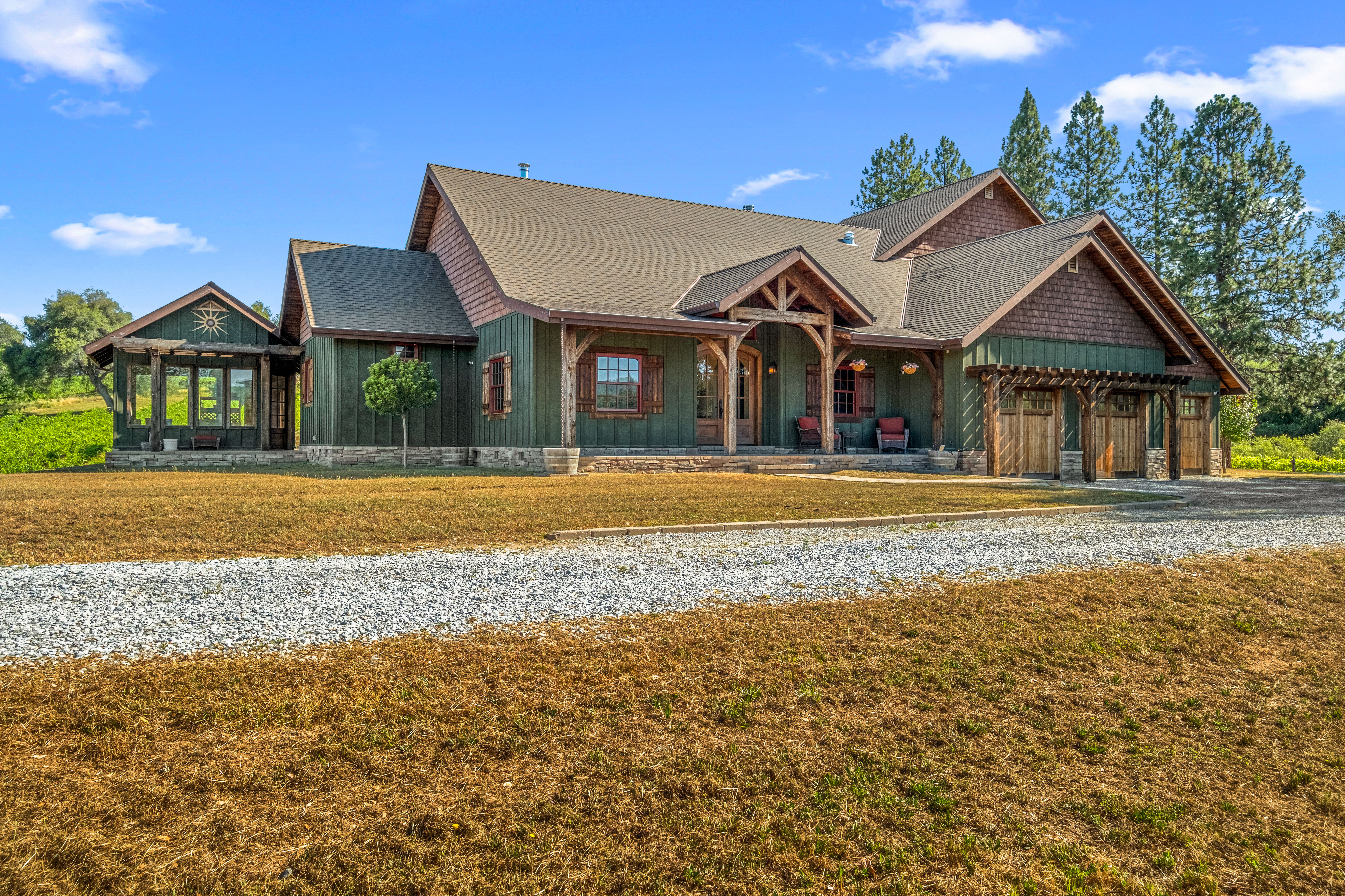  7330 Perry Creek Road, Somerset, CA 95684 - 物件實景
