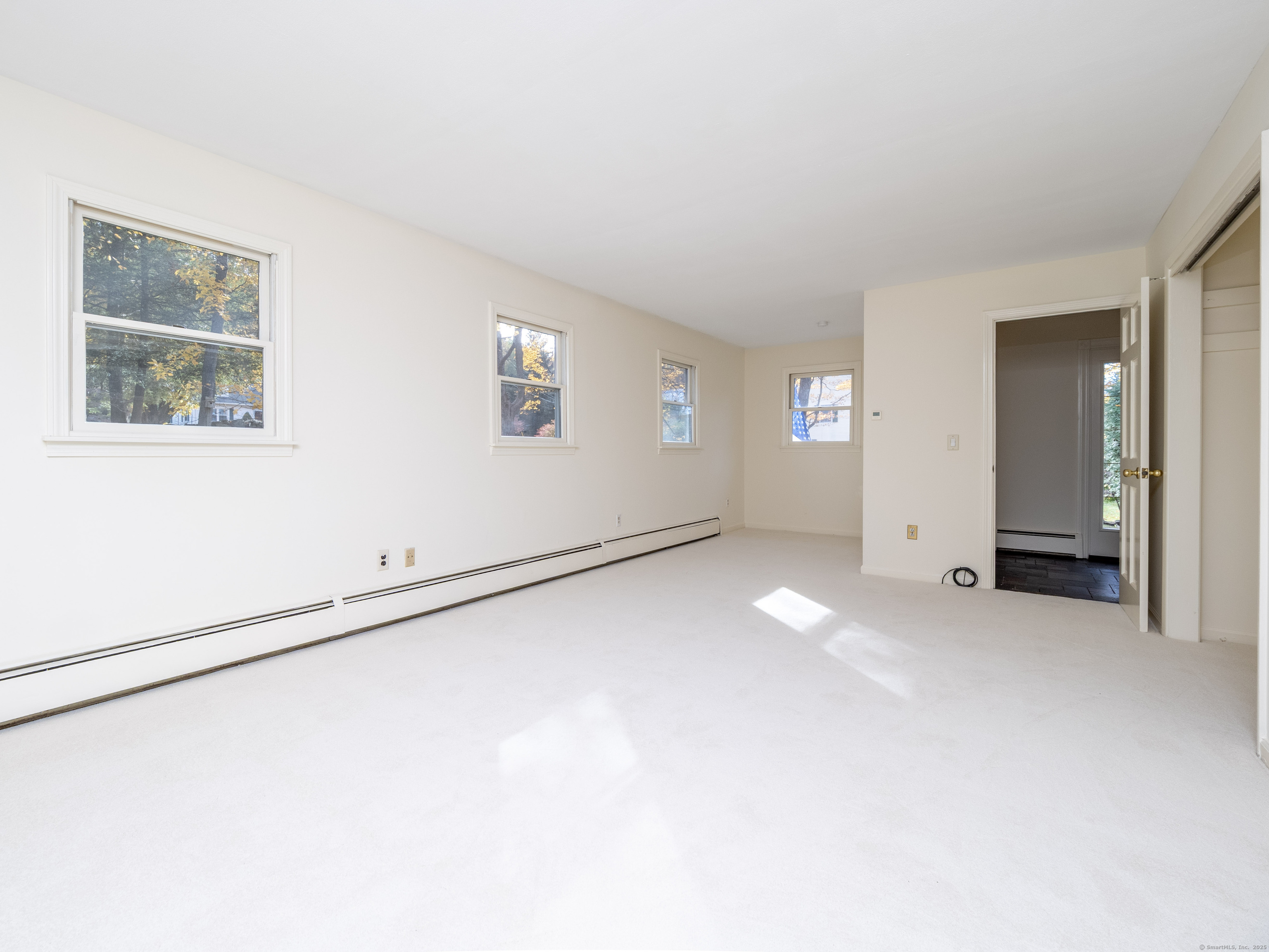 Ridgefield, Connecticut, 06877, United States, 4 Bedrooms Bedrooms, ,2 BathroomsBathrooms,Residential,For Sale,1989394