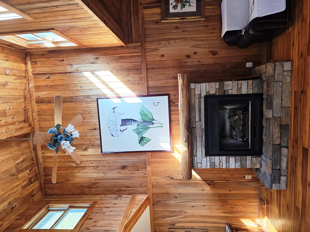 Lansing, North Carolina, 28643, United States, 1 Bedroom Bedrooms, ,1 BathroomBathrooms,Residential,For Sale,1974304