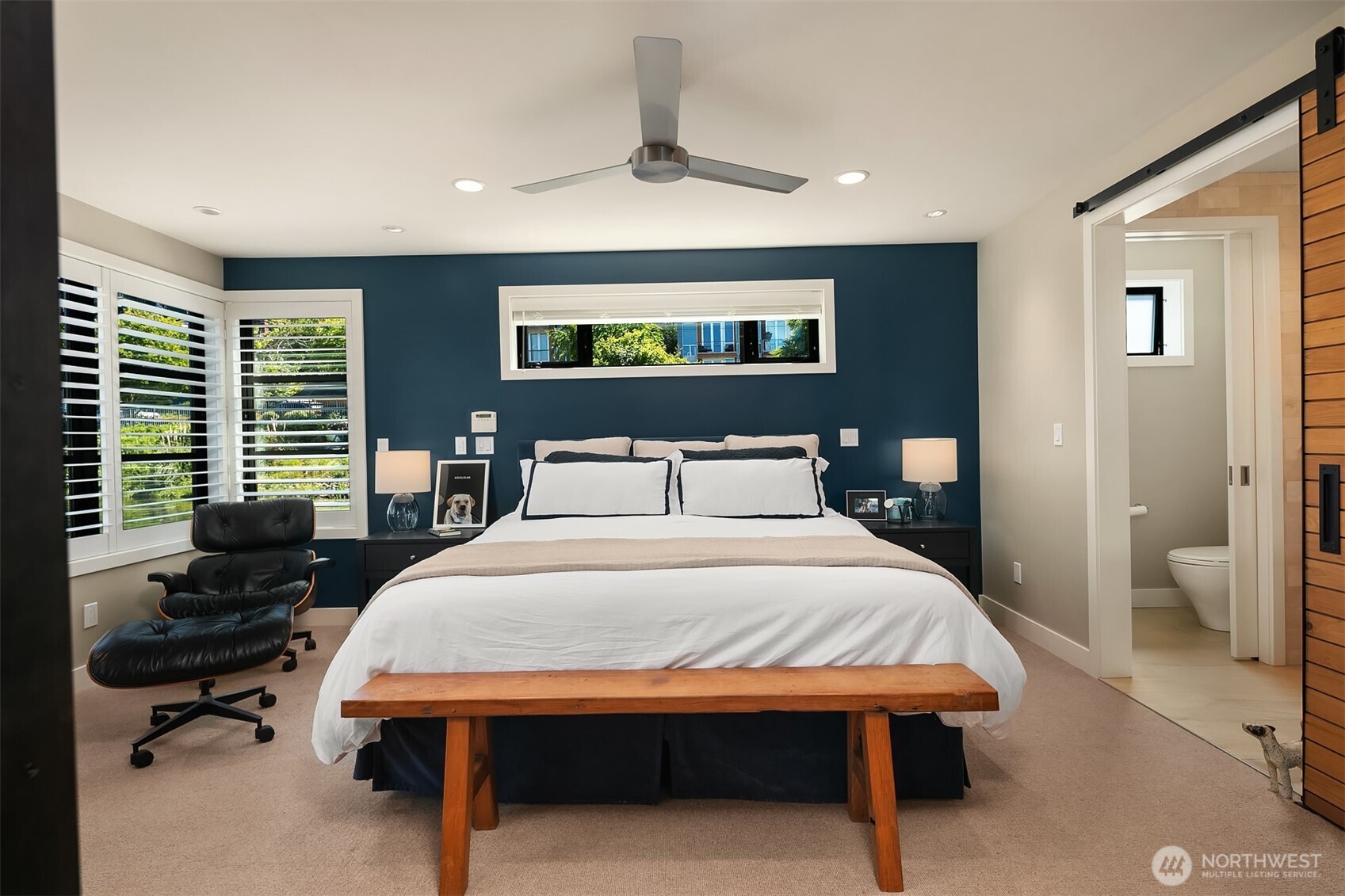 Seattle, Washington, 98102, United States, 3 Bedrooms Bedrooms, ,2 BathroomsBathrooms,Residential,For Sale,1807048