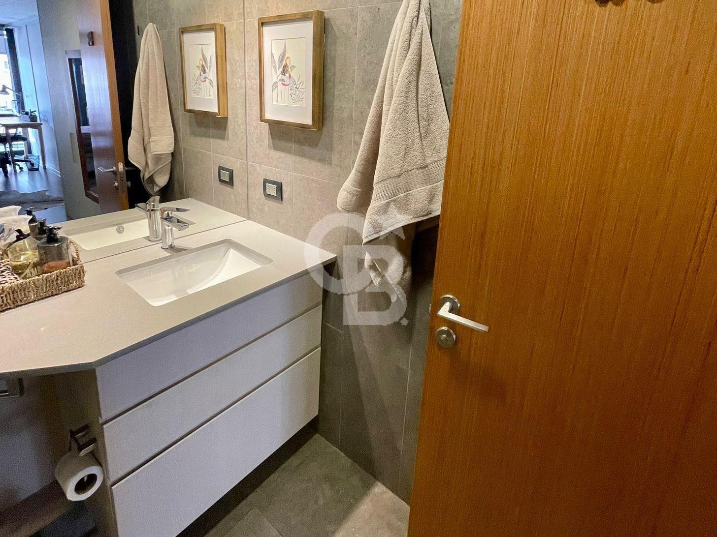 Las Condes, Chile, 2 Bedrooms Bedrooms, ,2 BathroomsBathrooms,Residential,For Sale,1989620