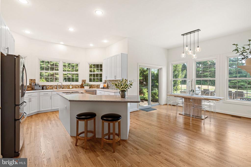 Newtown, Pennsylvania, 18940, United States, 4 Bedrooms Bedrooms, ,4 BathroomsBathrooms,Residential,For Sale,1941043