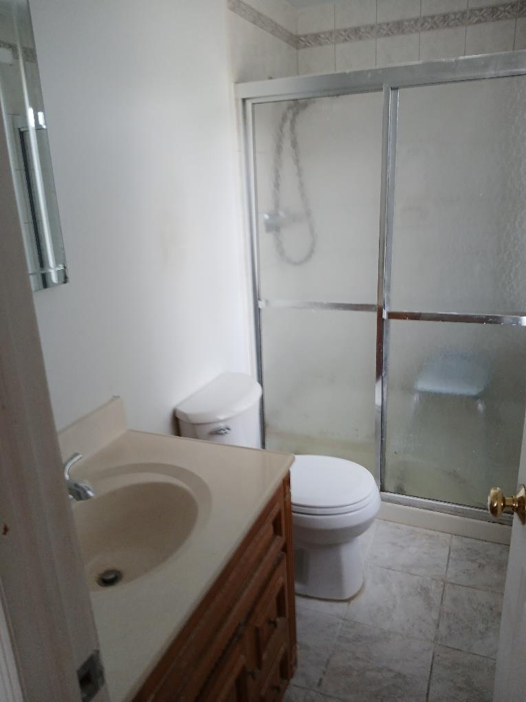 Lake Grove, New York, 11755, United States, 4 Bedrooms Bedrooms, ,4 BathroomsBathrooms,Residential,For Sale,1877046