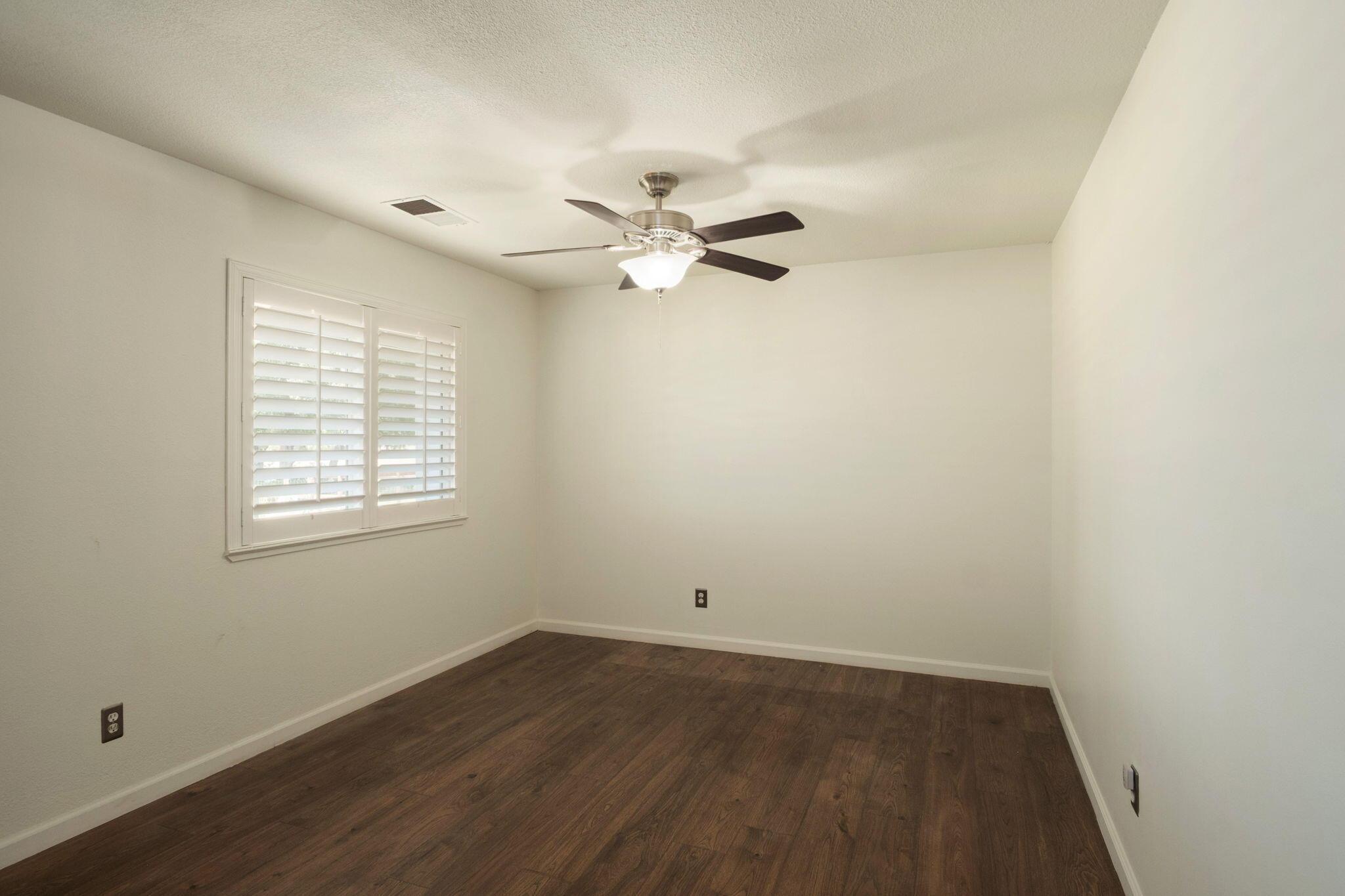 Madera, California, 93636, United States, 4 Bedrooms Bedrooms, ,3 BathroomsBathrooms,Residential,For Sale,1981366