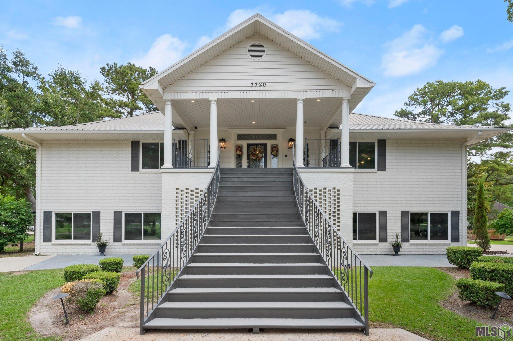 Baton Rouge, Louisiana, 70818, United States, 5 Bedrooms Bedrooms, ,4 BathroomsBathrooms,Residential,For Sale,1899347