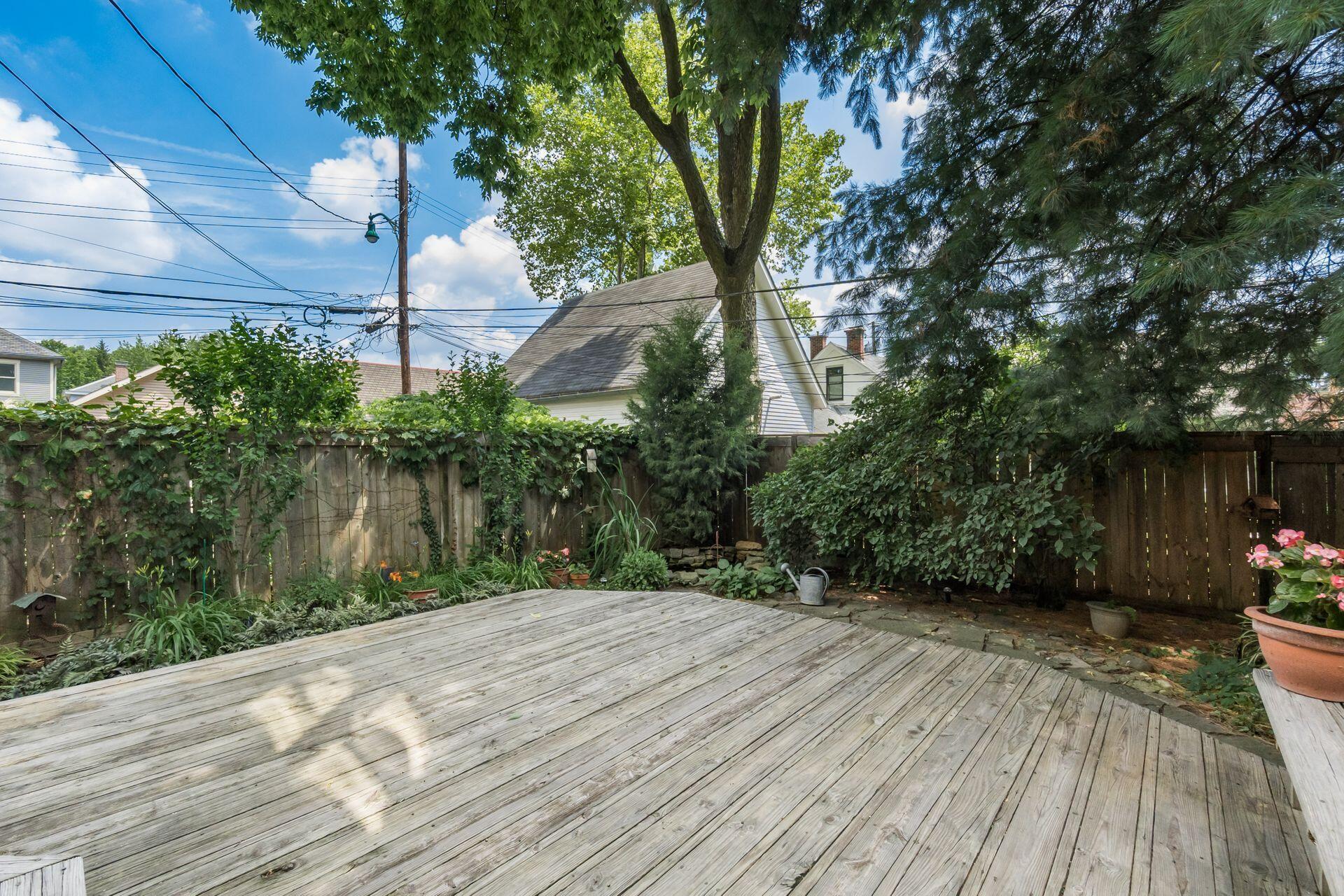 Columbus, Ohio, 43206, United States, 2 Bedrooms Bedrooms, ,3 BathroomsBathrooms,Residential,For Sale,1874605