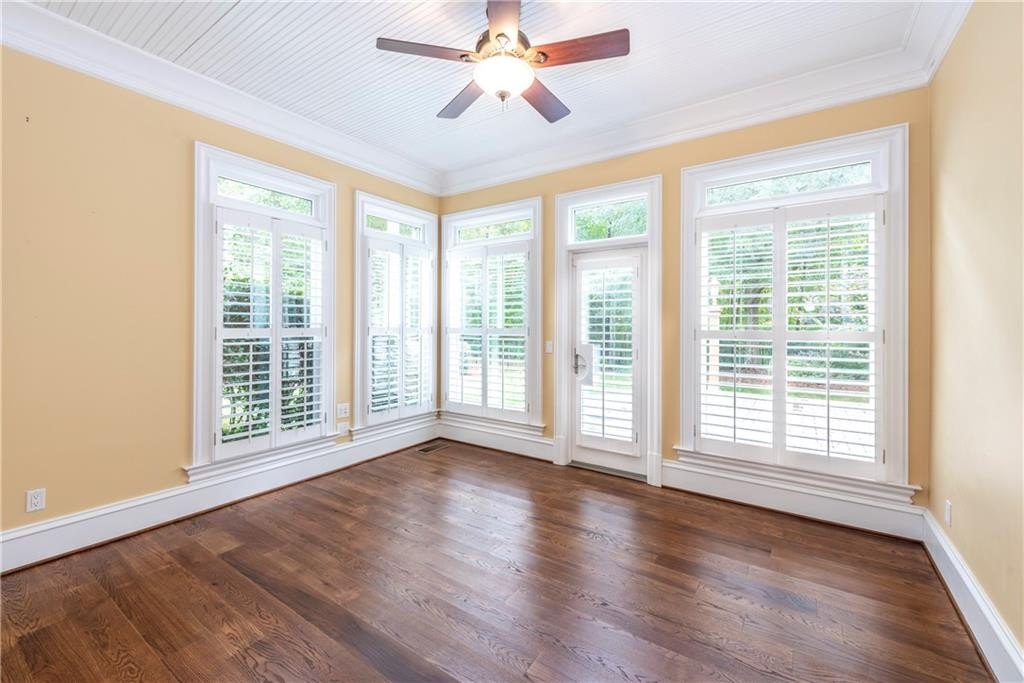 307 Meadowlands Drive, Talking Rock, Georgia, 30175, United States, 4 Bedrooms Bedrooms, ,6 BathroomsBathrooms,Residential,For Sale,307 Meadowlands Drive,1639976