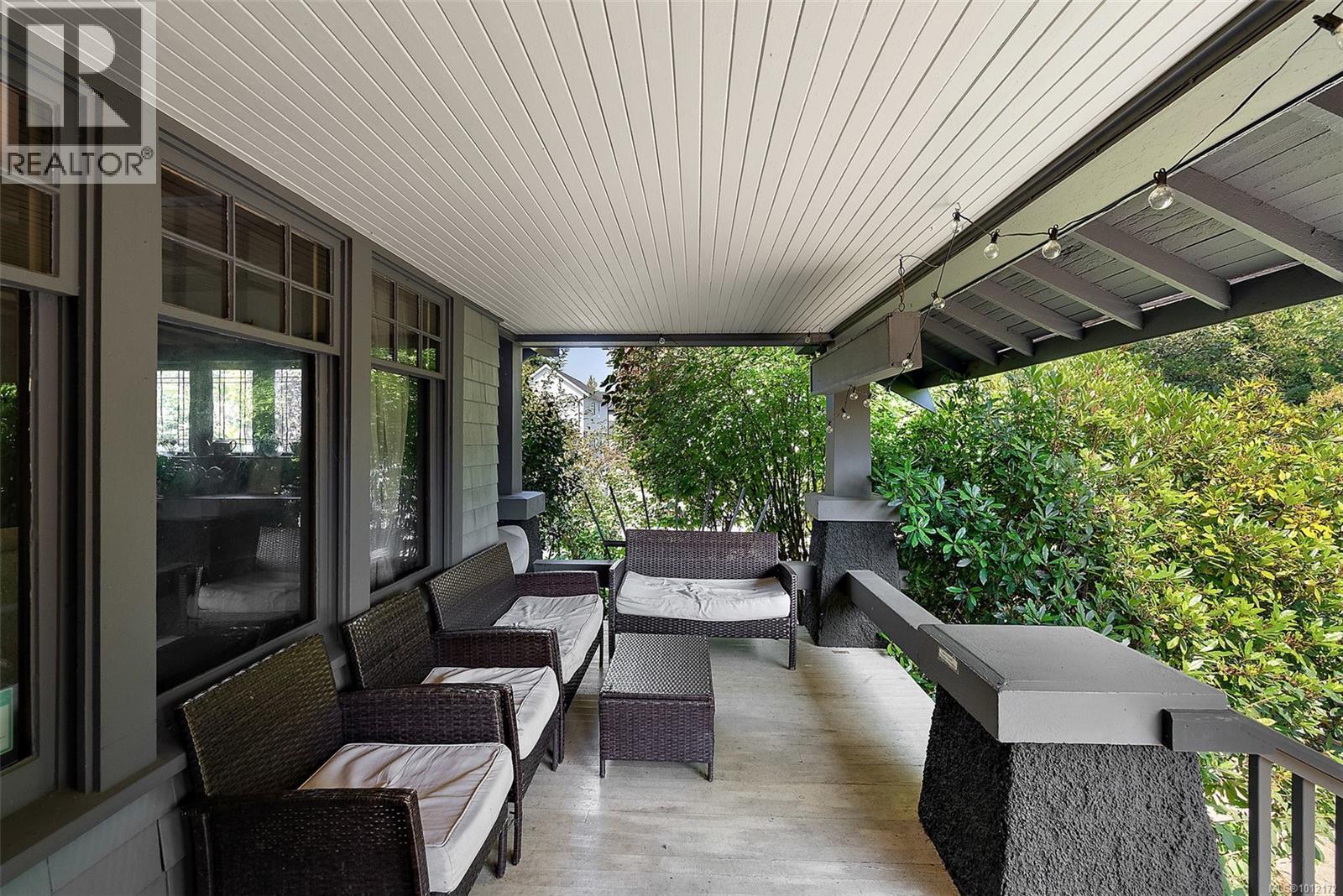 SIDNEY, British Columbia, V8L 2W2, CA, 5 Bedrooms Bedrooms, ,5 BathroomsBathrooms,Residential,For Sale,1949538