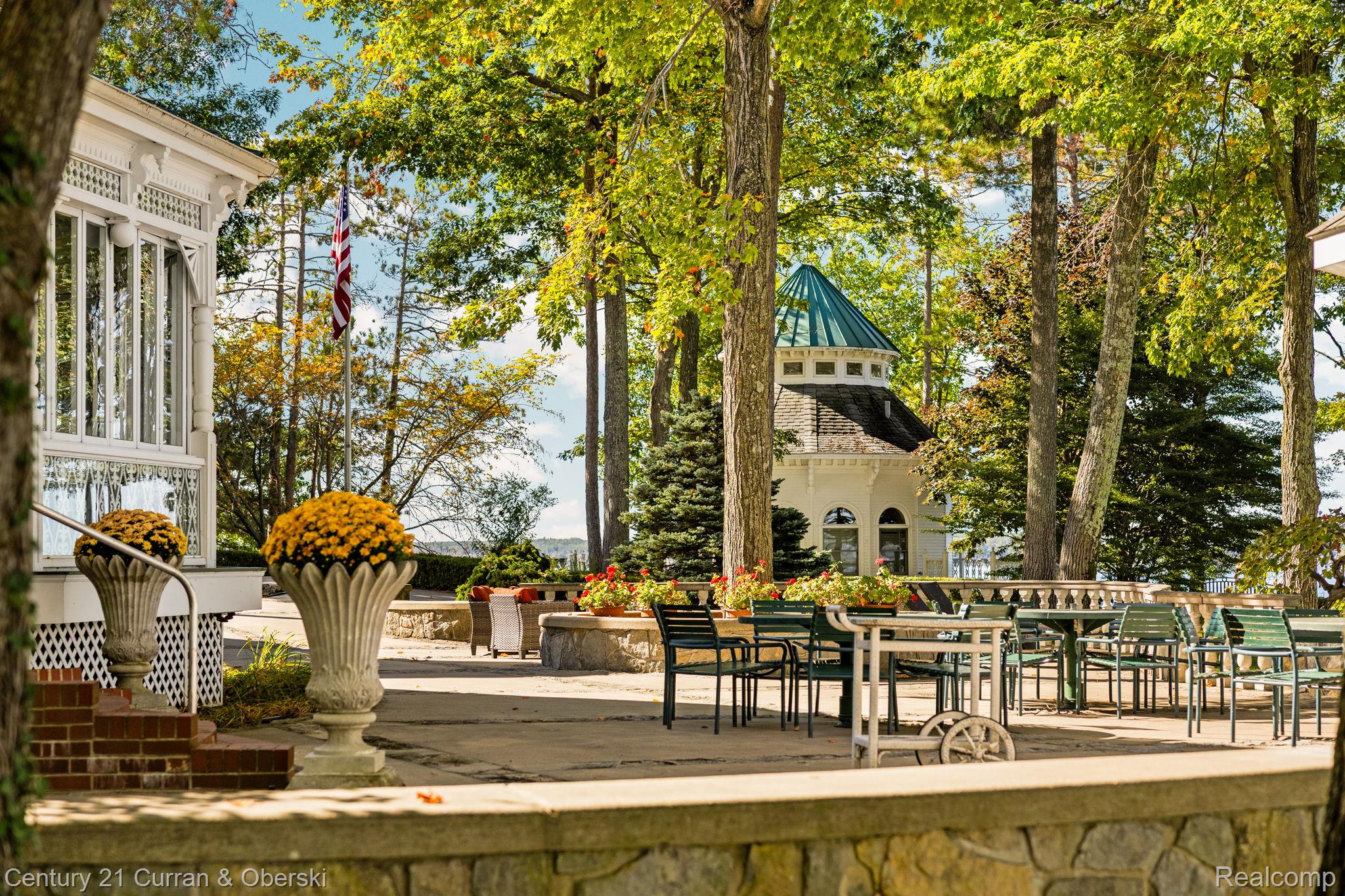 Mullett Township, Michigan, 49749, United States, 10 Bedrooms Bedrooms, ,14 BathroomsBathrooms,Residential,For Sale,1987359