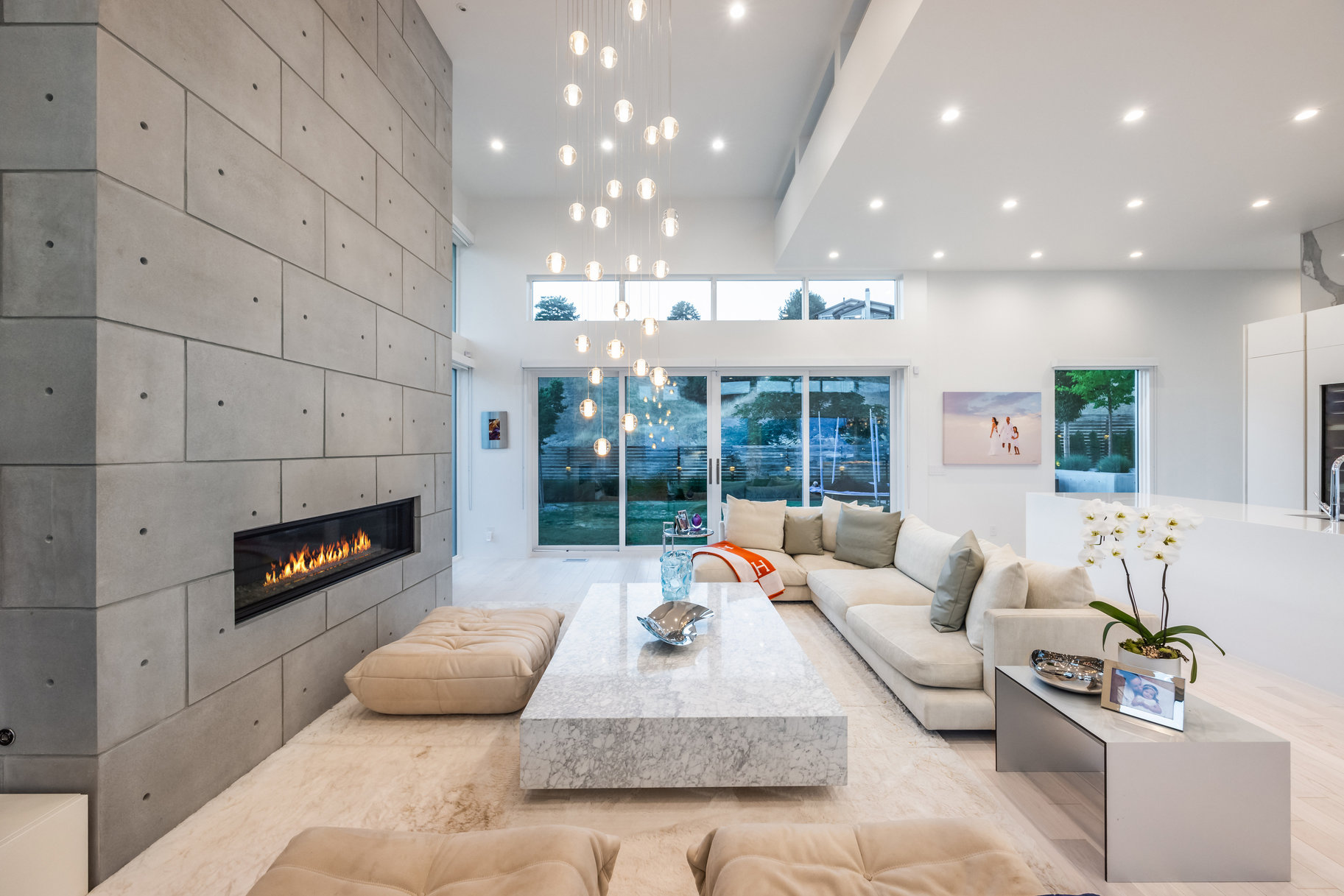  Incredible Contemporary Home - 物件實景