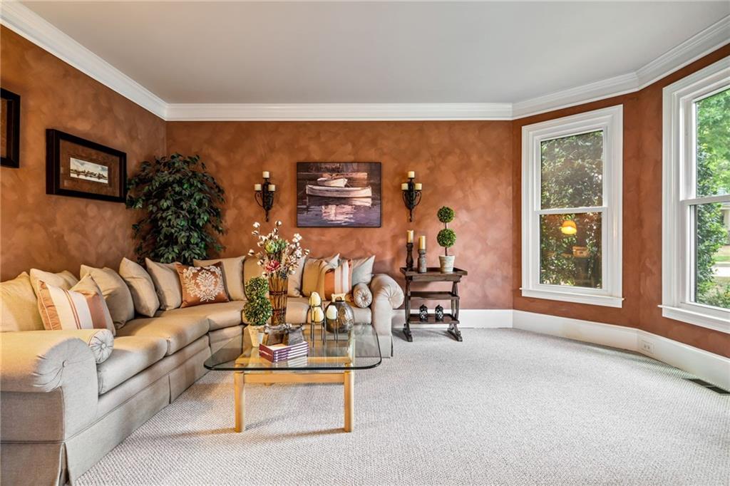 Cumming, Georgia, 30041, United States, 5 Bedrooms Bedrooms, ,4 BathroomsBathrooms,Residential,For Sale,1791728