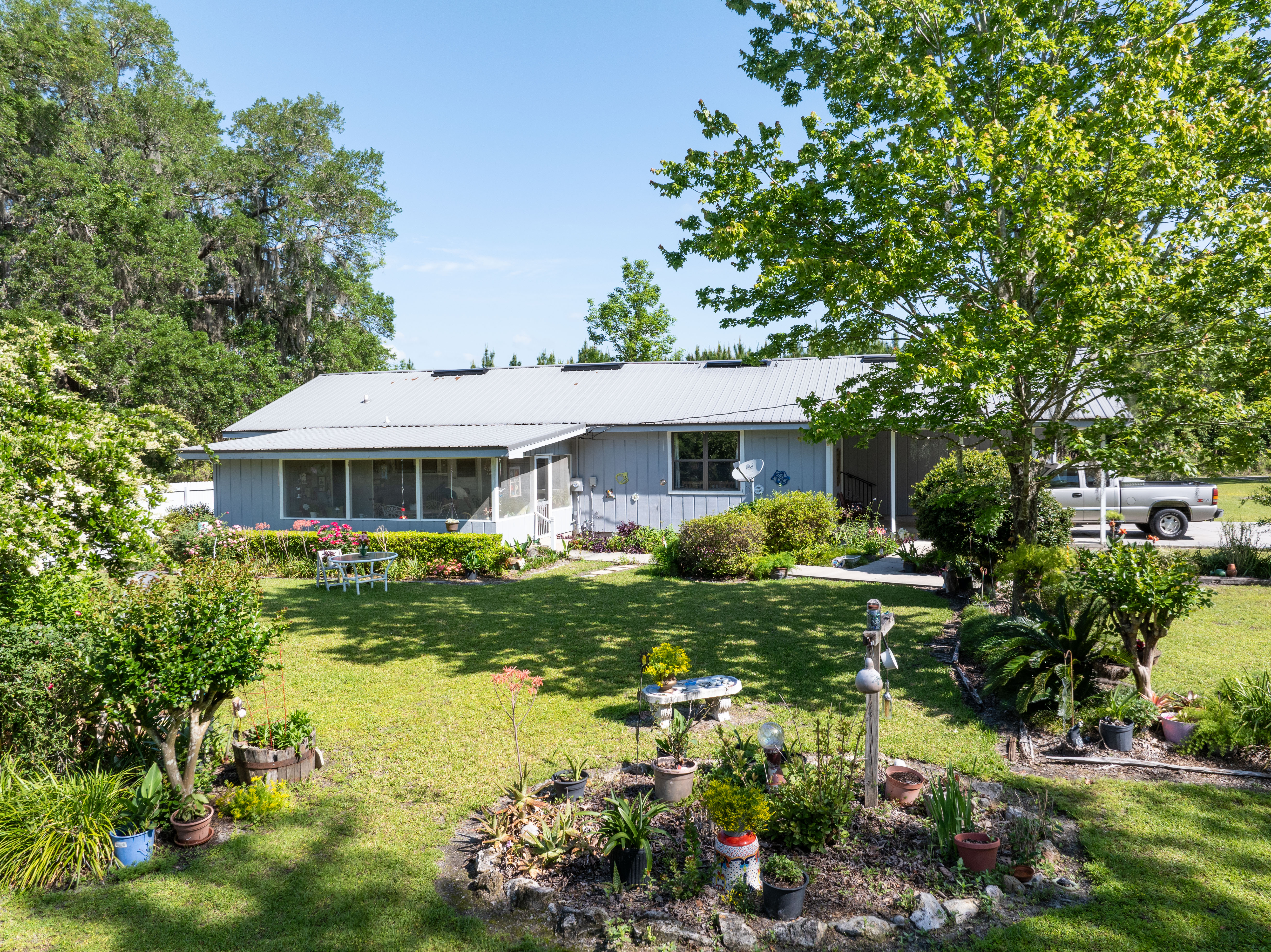 Lake City, Florida, 32025, United States, 3 Bedrooms Bedrooms, ,2 BathroomsBathrooms,Residential,For Sale,1737016