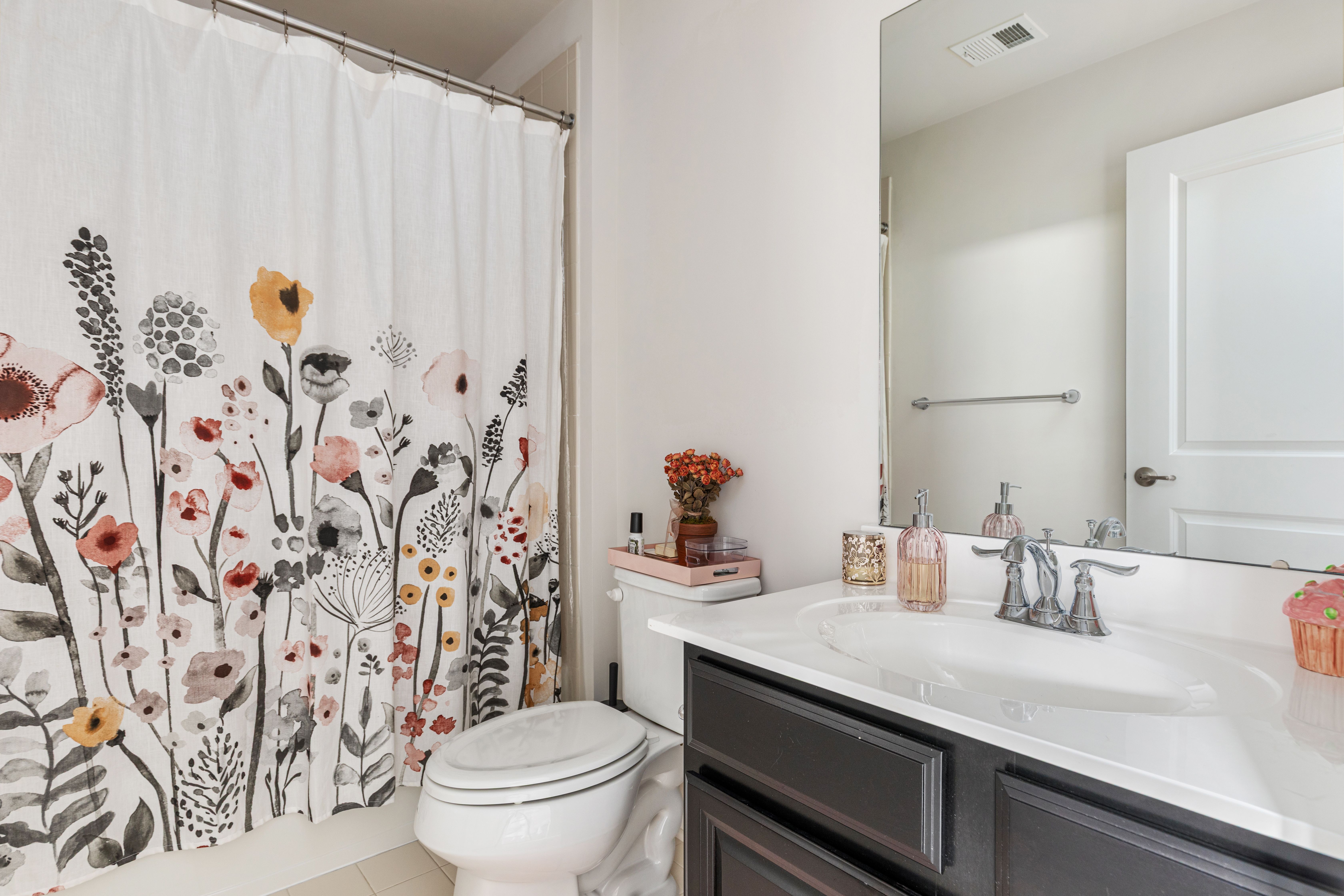  22318 Tees Terrace, Ashburn, VA, 20148 - 物件實景