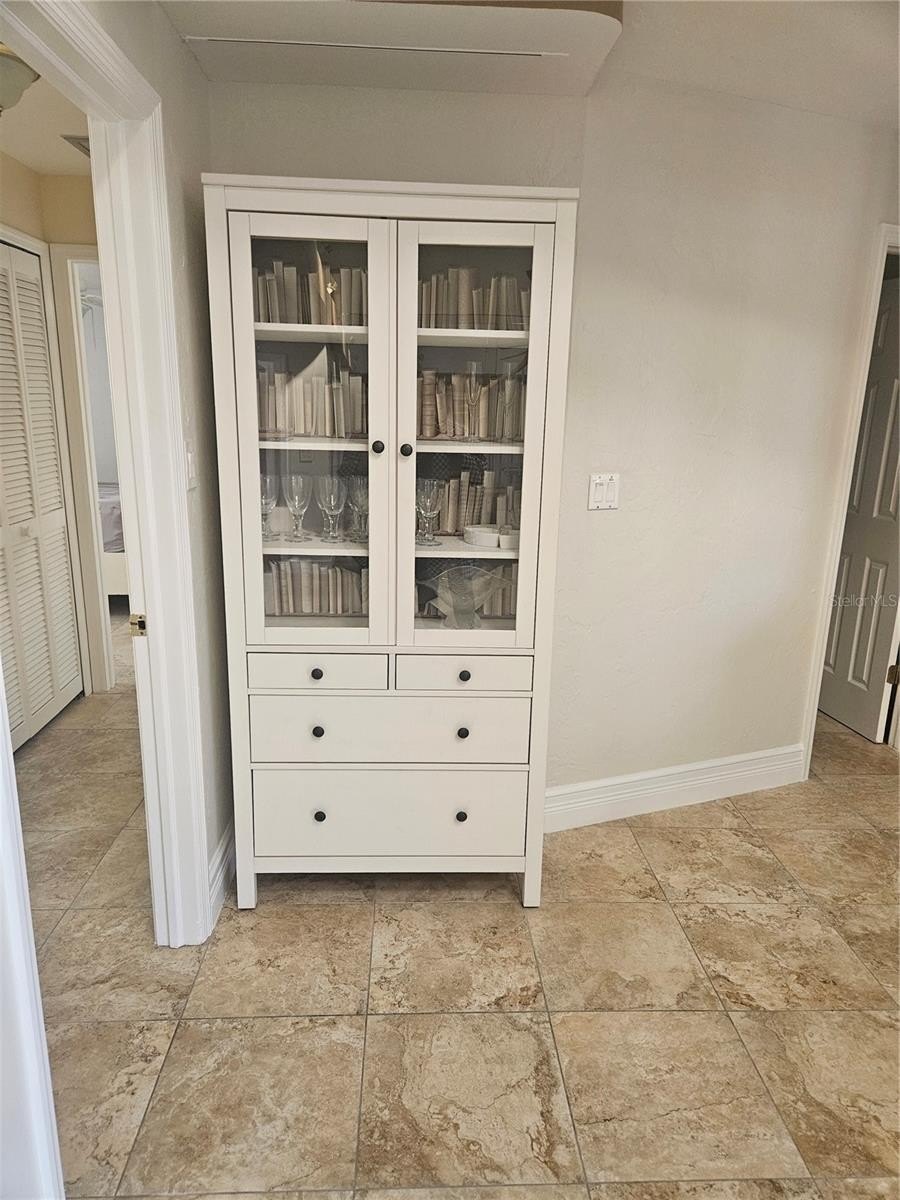 CAPE CORAL, Florida, 33914, United States, 4 Bedrooms Bedrooms, ,4 BathroomsBathrooms,Residential,For Sale,1981133