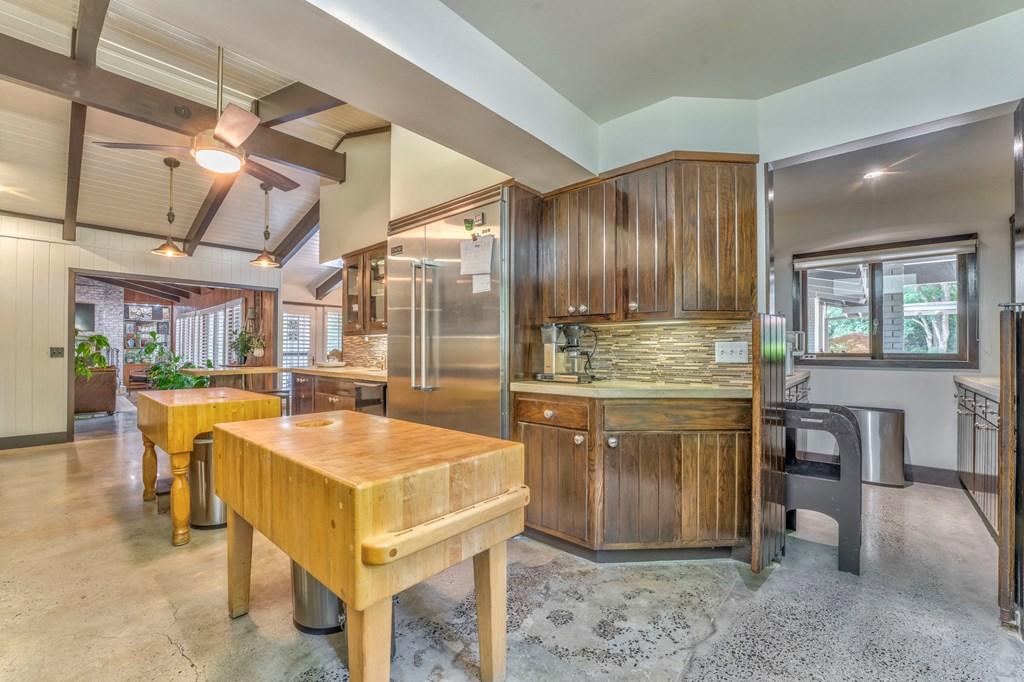 DALTON, Georgia, 30720, United States, 4 Bedrooms Bedrooms, ,5 BathroomsBathrooms,Residential,For Sale,1804321