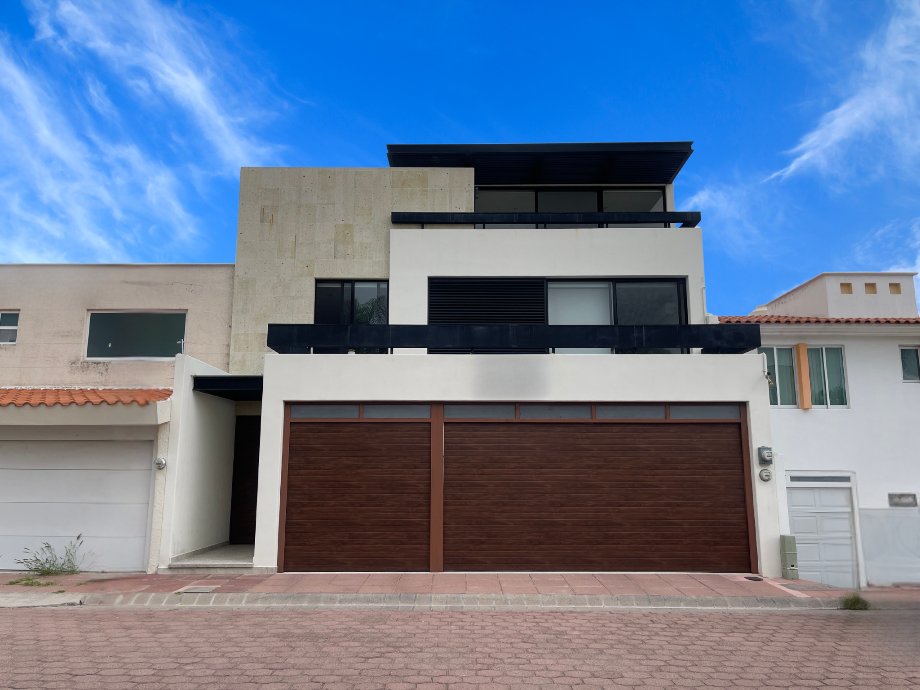 Aguascalientes, Aguascalientes, 20159, Mexico, 5 Bedrooms Bedrooms, ,5 BathroomsBathrooms,Residential,For Sale,1916946