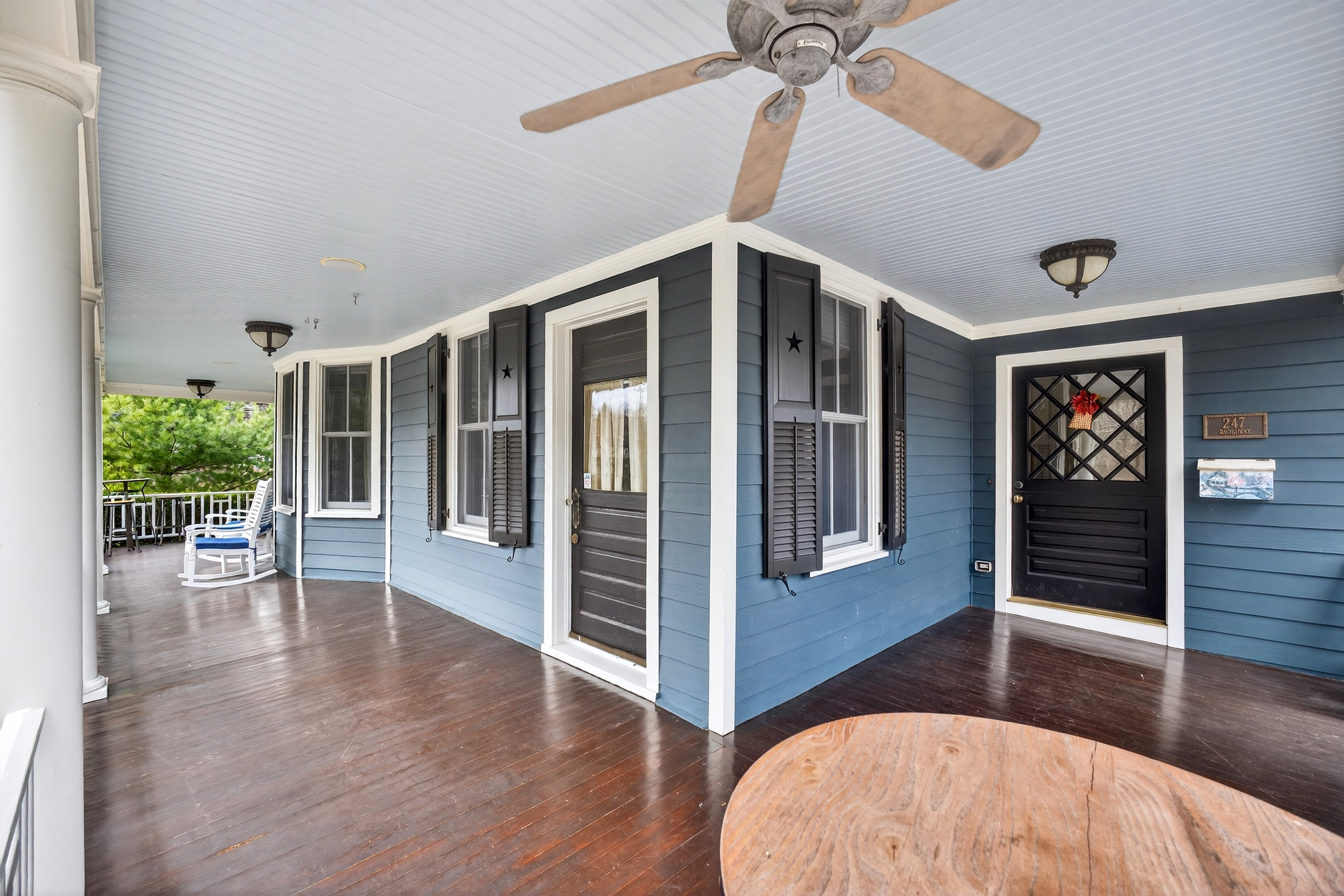  247 Broadway - 物件實景