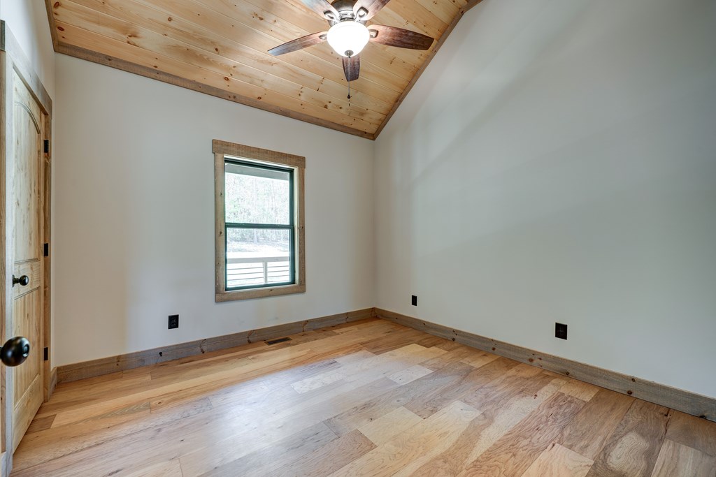 Ellijay, Georgia, 30536, United States, 3 Bedrooms Bedrooms, ,2 BathroomsBathrooms,Residential,For Sale,1944985