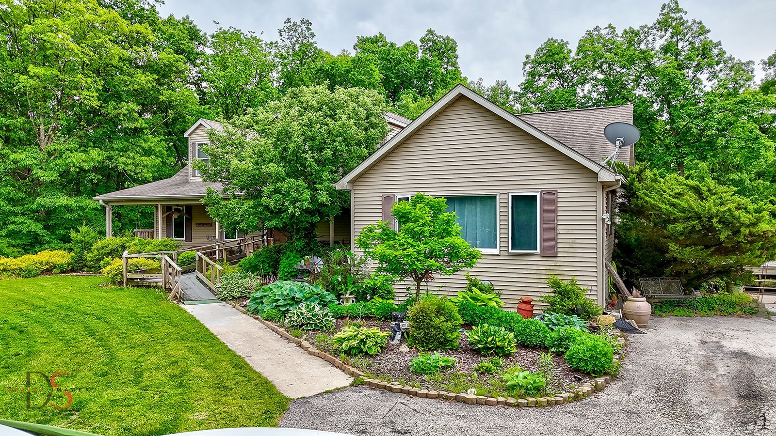 Marseilles, Illinois, 61341, United States, 6 Bedrooms Bedrooms, ,6 BathroomsBathrooms,Residential,For Sale,1925611