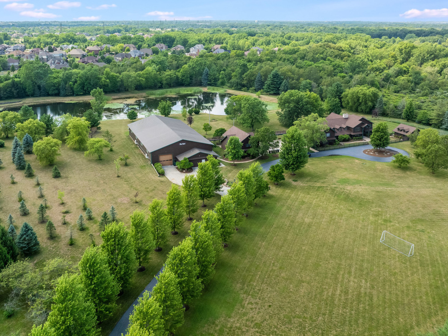 Frankfort, Illinois, 60423, United States, 8 Bedrooms Bedrooms, ,7 BathroomsBathrooms,Residential,For Sale,1911769