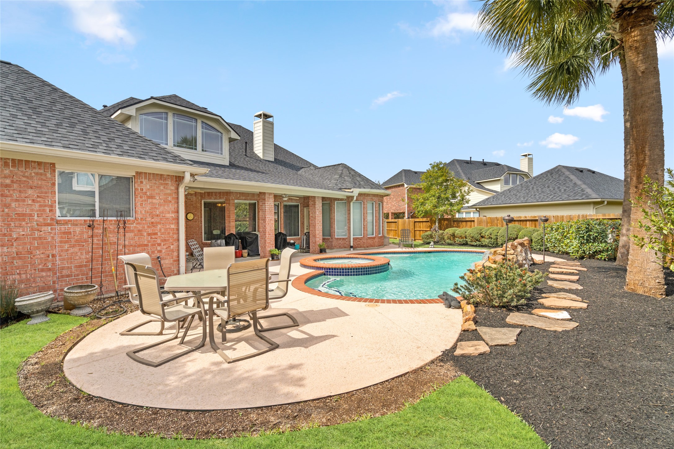  2579 Costa Mesa Circle - 物件實景