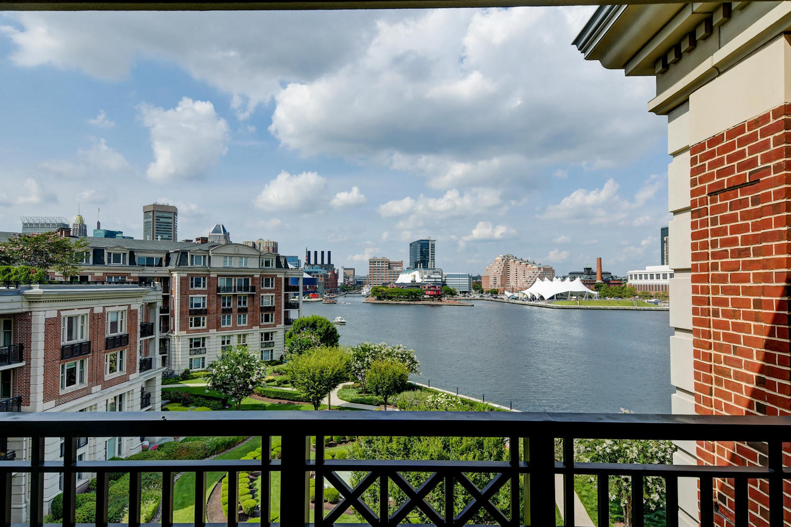  The Ritz-Carlton Residences - 物件實景