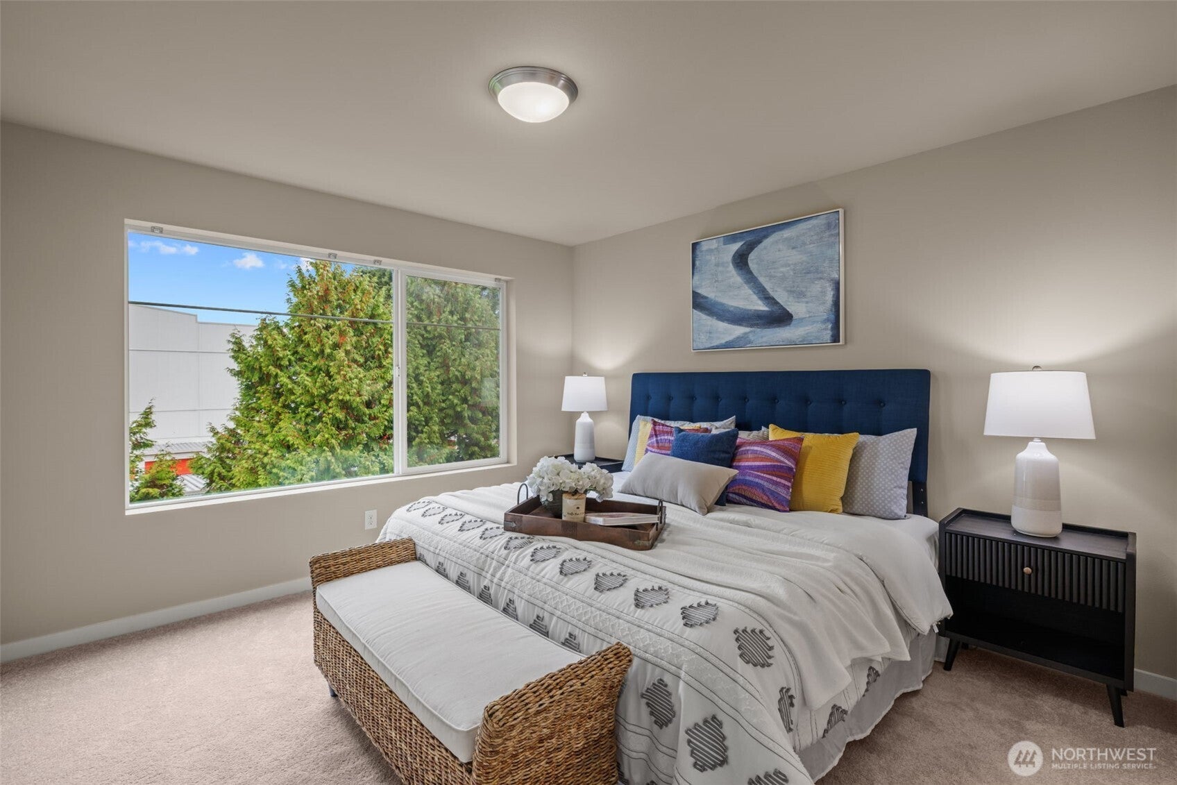 Everett, Washington, 98208, United States, 2 Bedrooms Bedrooms, ,2 BathroomsBathrooms,Residential,For Sale,1978233