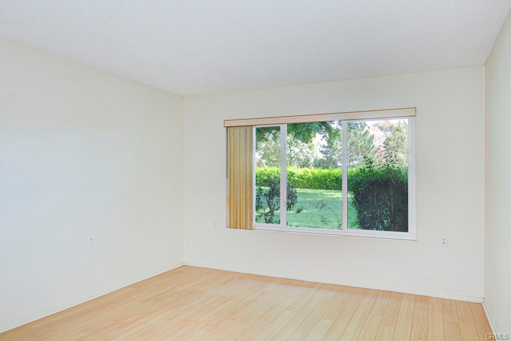 Laguna Woods, California, 92637, United States, 2 Bedrooms Bedrooms, ,1 BathroomBathrooms,Residential,For Sale,1923163