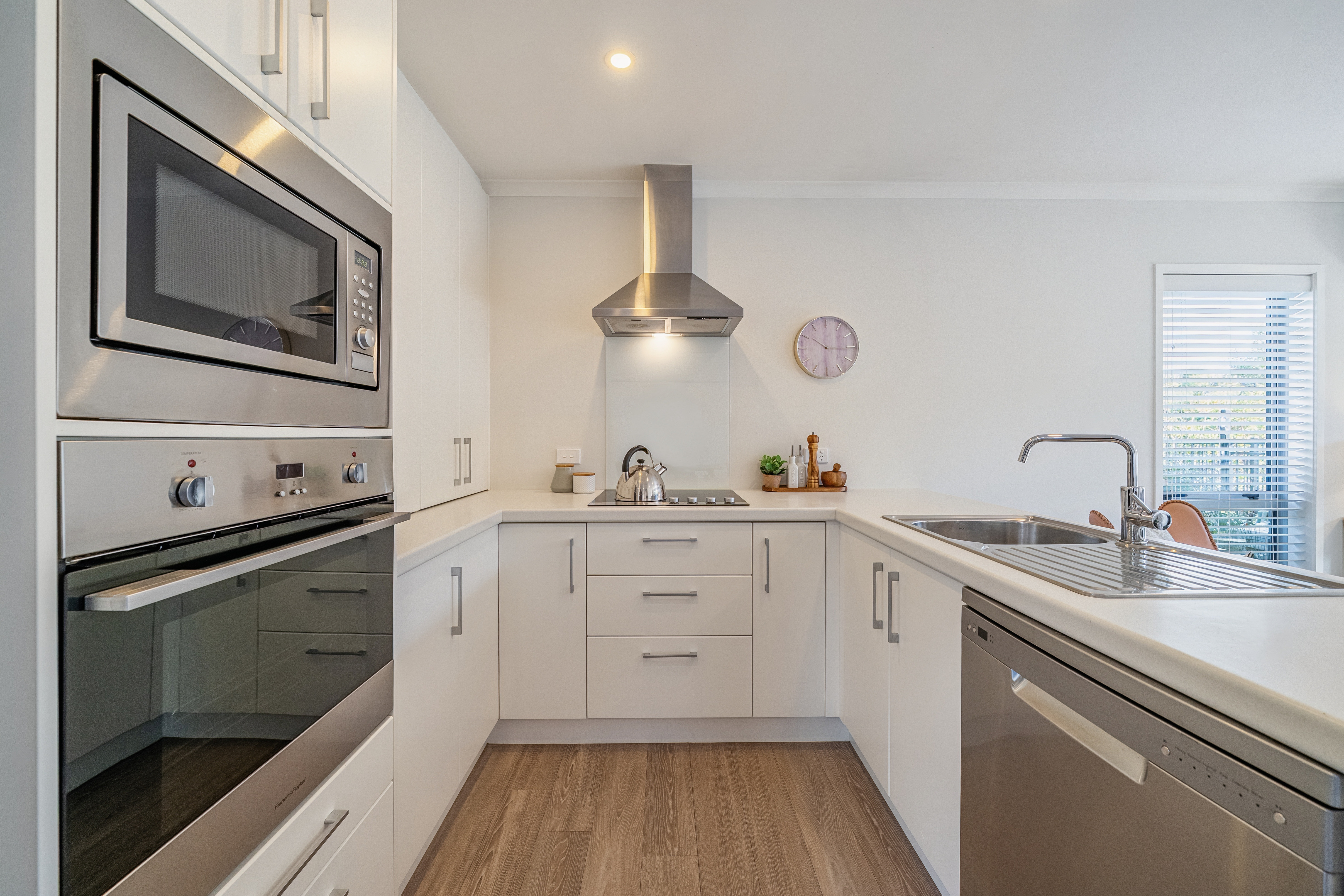  92 Sunstone Crescent, Timberlea, Upper Hutt - 物件實景