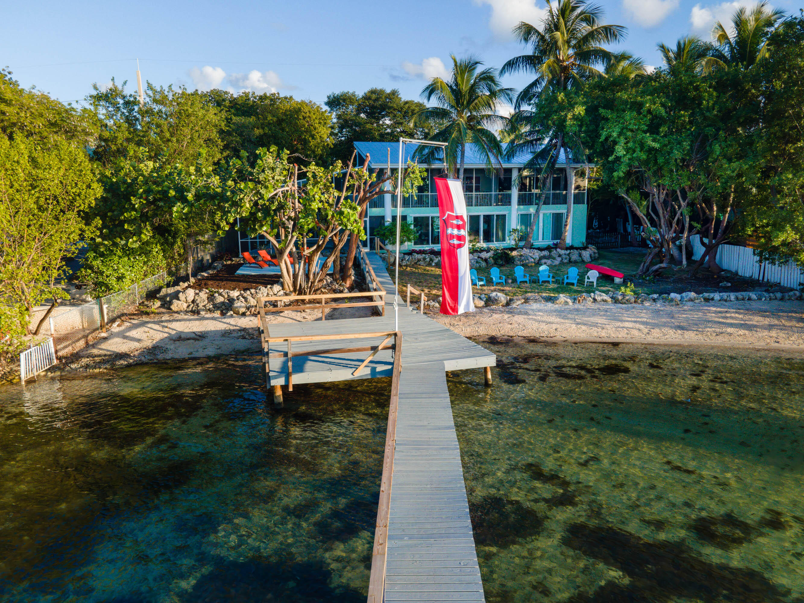 ISLAMORADA, Florida, 33036, United States, 5 Bedrooms Bedrooms, ,3 BathroomsBathrooms,Residential,For Sale,1828354
