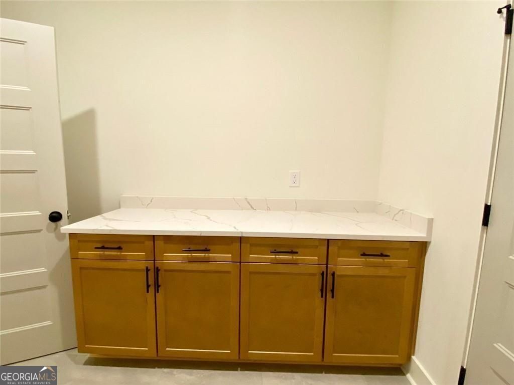 Gainesville, Georgia, 30506, United States, 5 Bedrooms Bedrooms, ,4 BathroomsBathrooms,Residential,For Sale,1909914