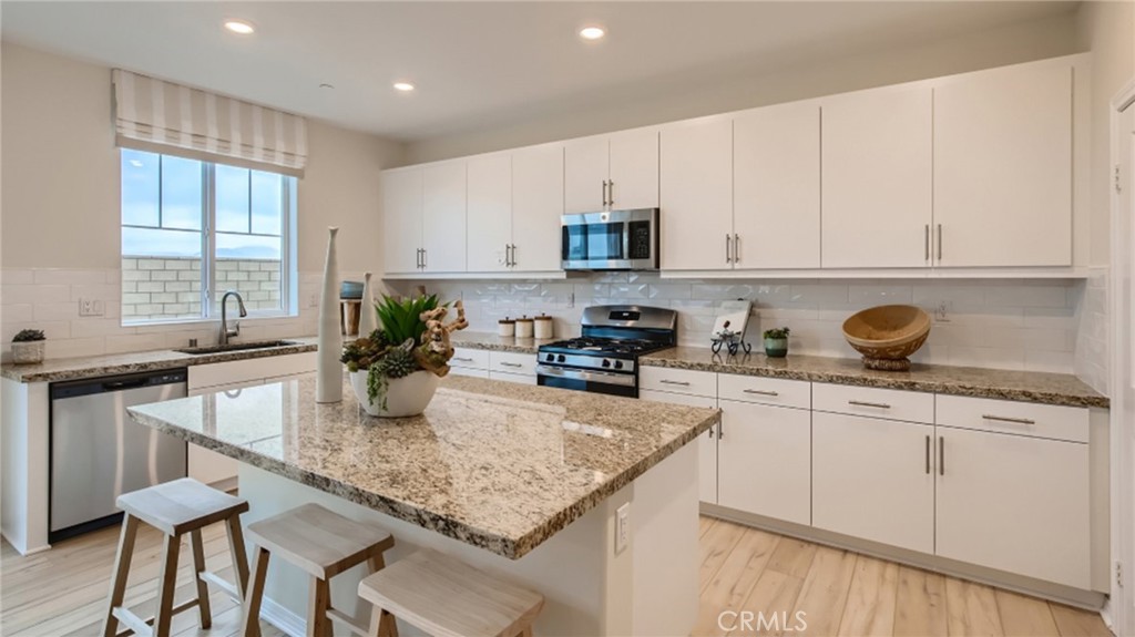 Menifee, California, 92585, United States, 4 Bedrooms Bedrooms, ,3 BathroomsBathrooms,Residential,For Sale,1916397