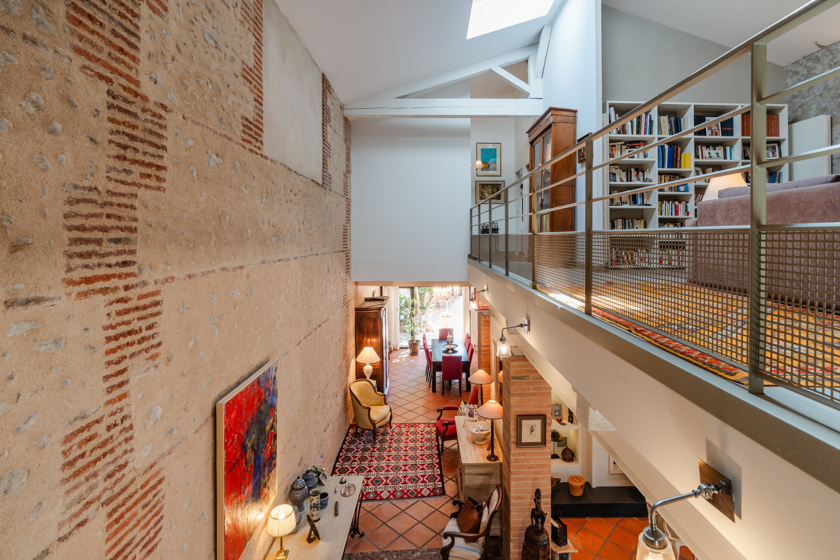  RARE AND AUTHENTIC — AN EXCEPTIONAL VILLAGE FARMHOUSE WITH POOL - 物件實景