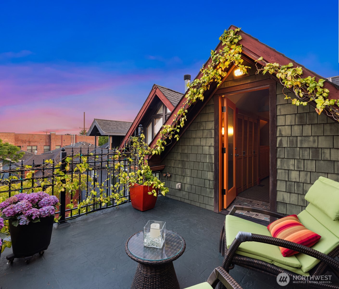 Seattle, Washington, 98112, United States, 3 Bedrooms Bedrooms, ,1 BathroomBathrooms,Residential,For Sale,1848014