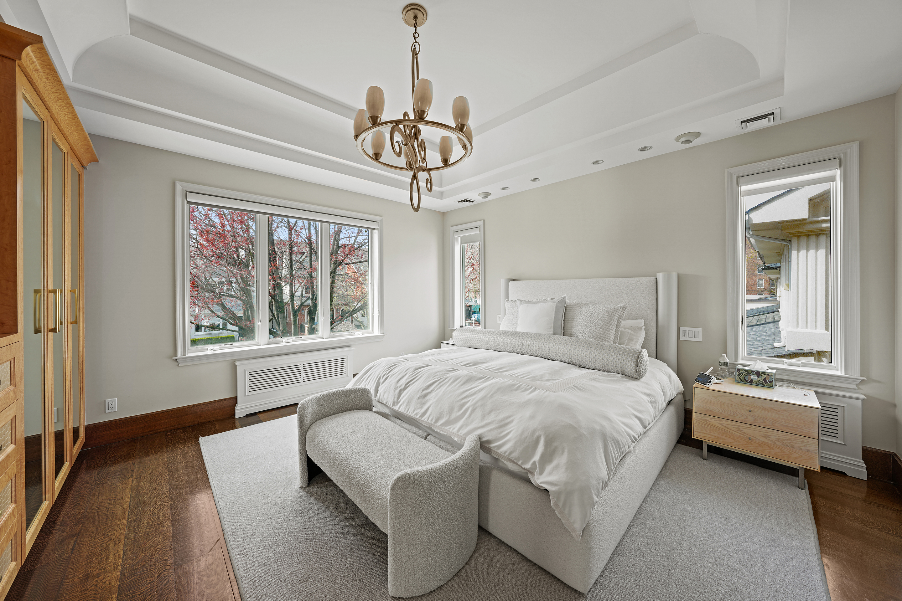 Brooklyn, New York, 11230, United States, 6 Bedrooms Bedrooms, ,5 BathroomsBathrooms,Residential,For Sale,1780771
