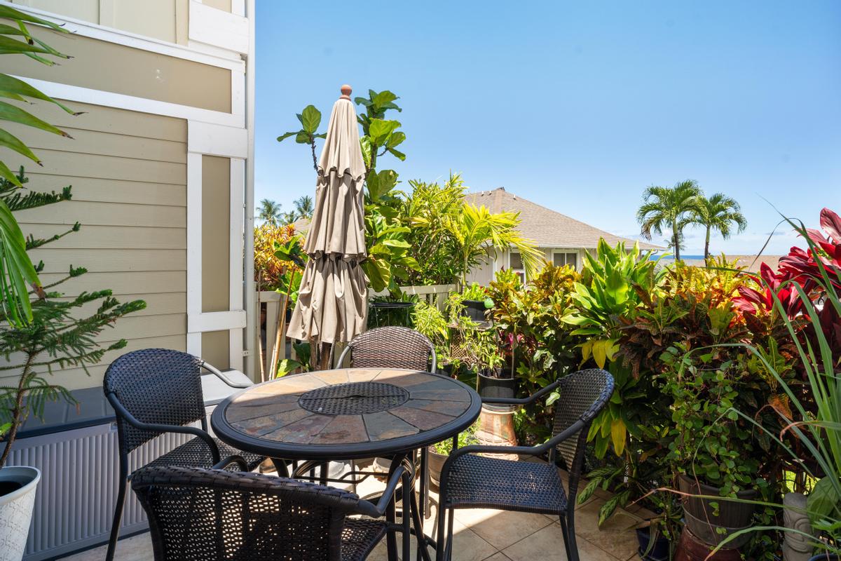 Kailua-Kona, Hawaii, 96740, United States, 2 Bedrooms Bedrooms, ,2 BathroomsBathrooms,Residential,For Sale,1927495