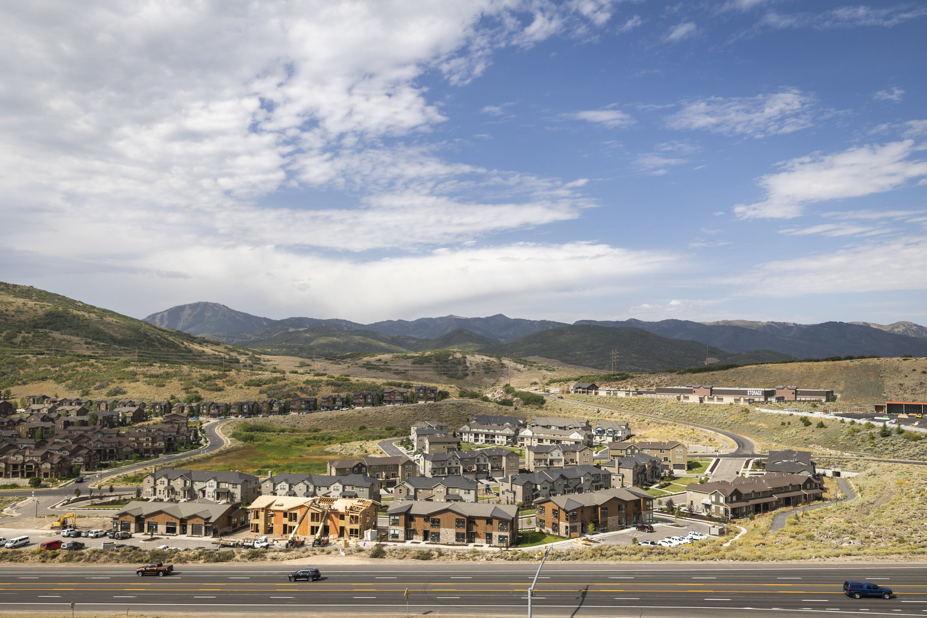  Spectacular Mountain View’s from Top Floor Residence - 物件實景