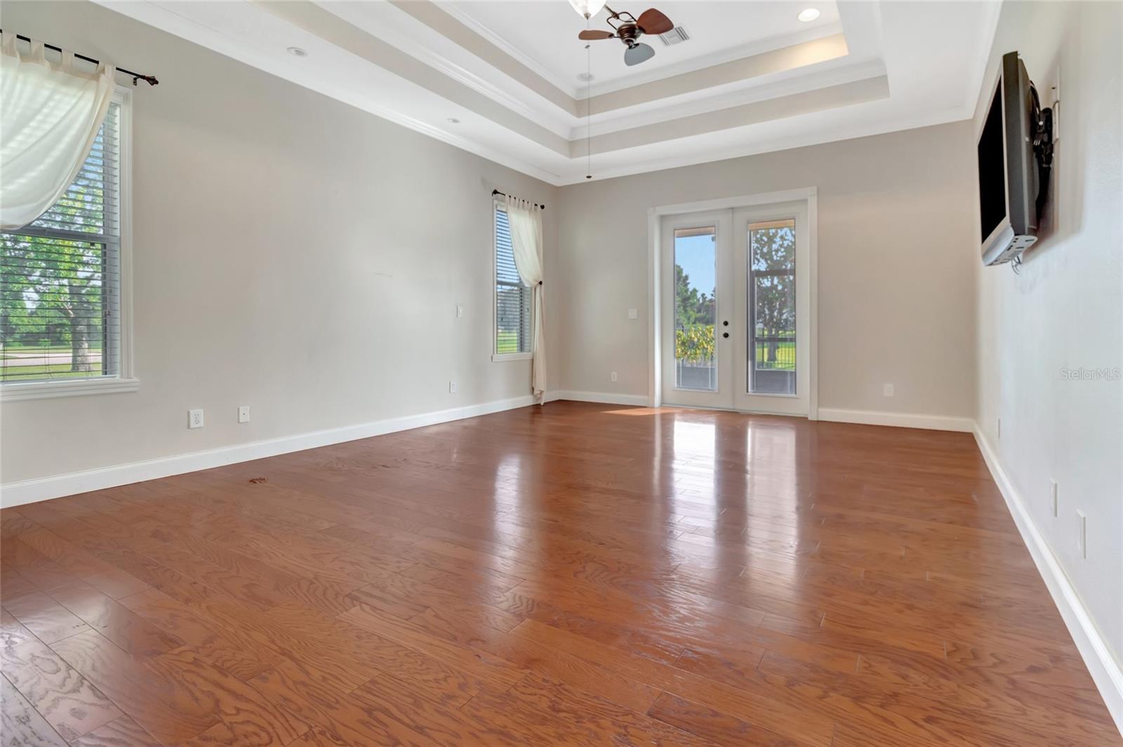 GROVELAND, Florida, 34736, United States, 4 Bedrooms Bedrooms, ,4 BathroomsBathrooms,Residential,For Sale,1917784